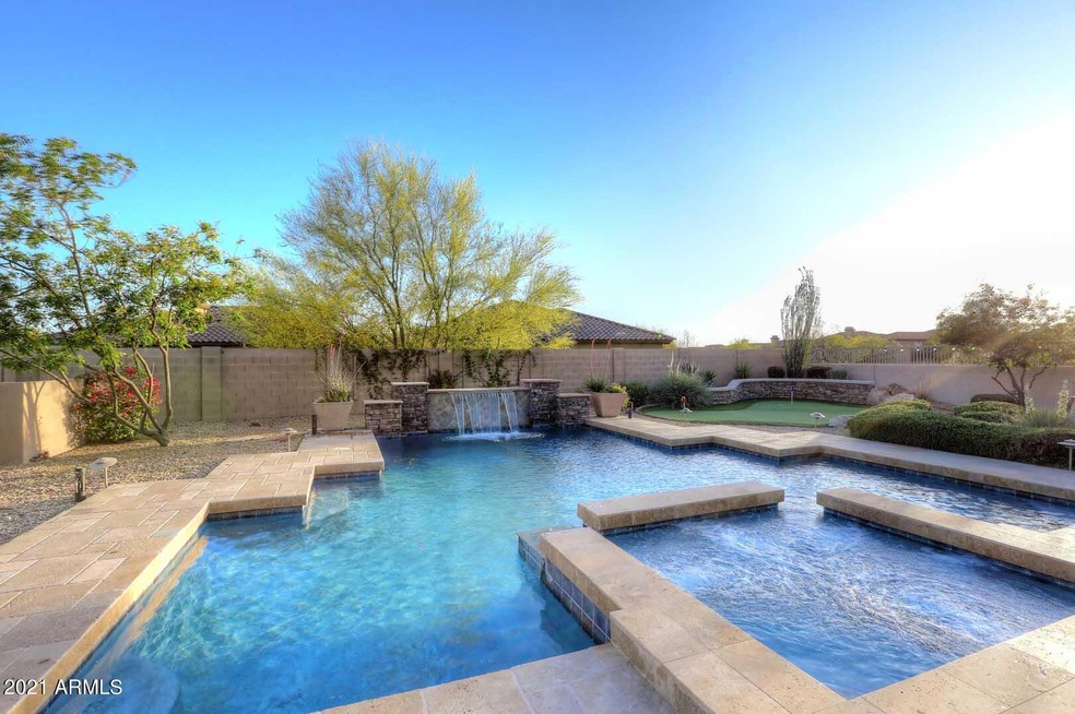 Resort style backyard!