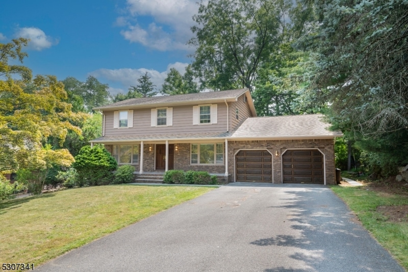 20 Whitewood Dr, Morris Plains, NJ 07950 - photo 1