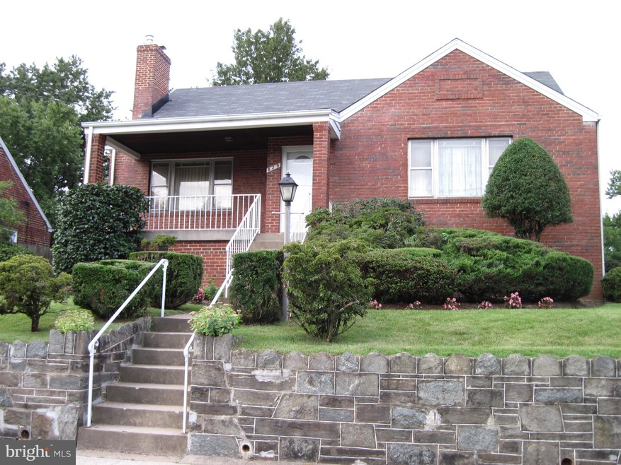 829 Cox Ave, Hyattsville, MD 20783 - photo 1