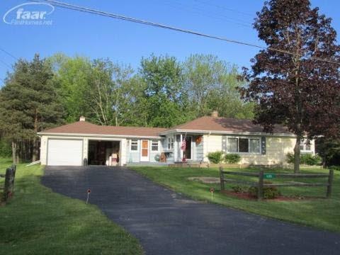 4326 Webster Rd, Flushing, MI 48433 - photo 1