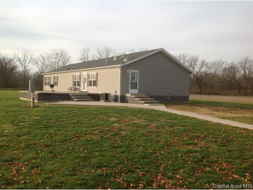 1993 Holt Rd, Jacksonville, IL 62650 - photo 1