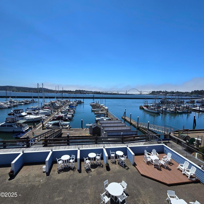 890 SE Bay Blvd unit 316, Newport, OR 97365 - photo 1
