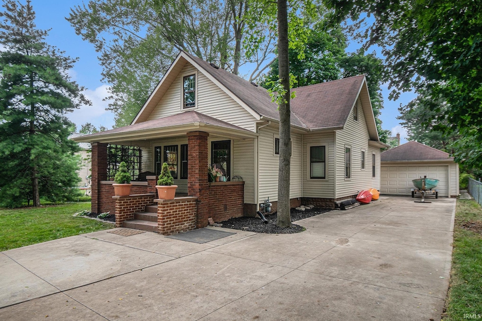 1011 N Main St, Auburn, IN 46706 - photo 1