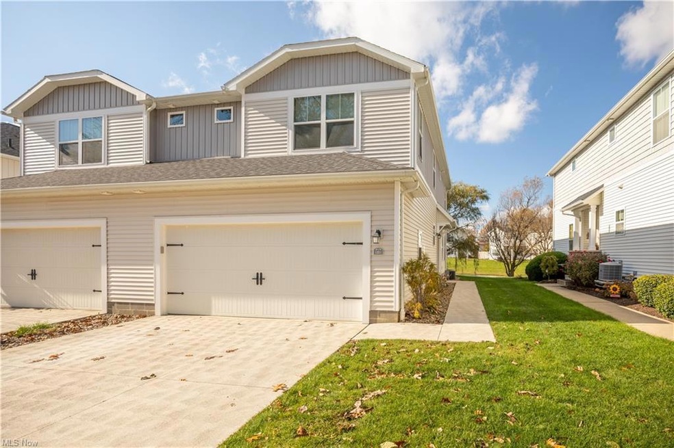 Townhouse style.