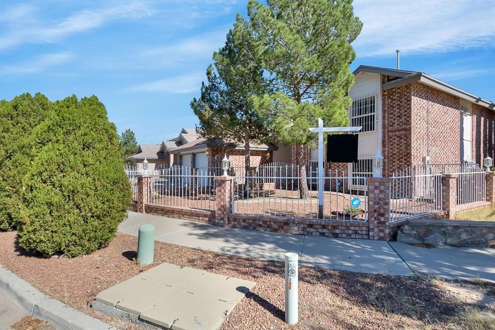 398 Brill Cir, Horizon City, TX 79928 - photo 1