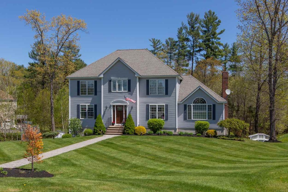 2 Marks Ct, Londonderry, NH 03053 - photo 1