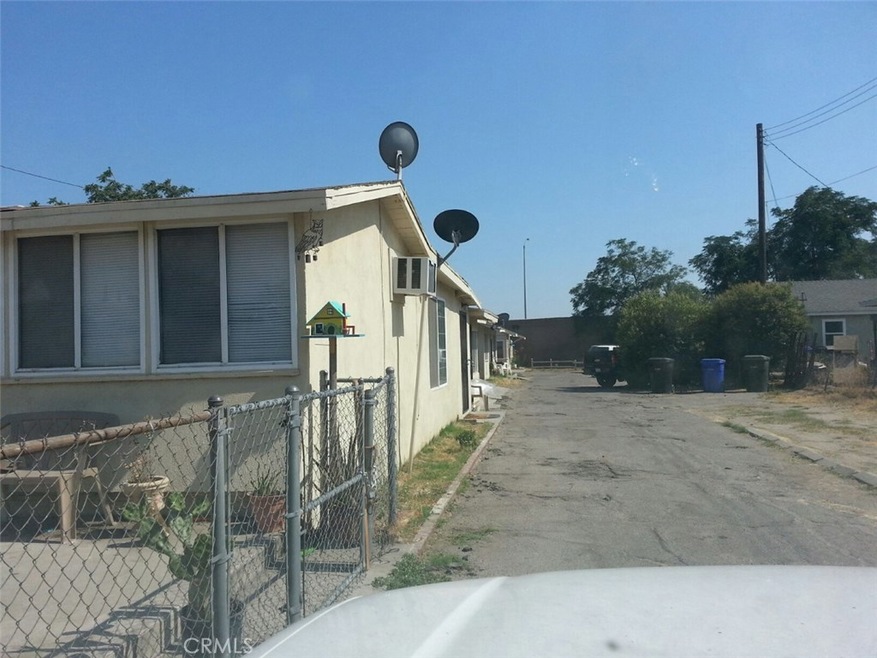 14747 Washington Dr, Fontana, CA 92335 - photo 1