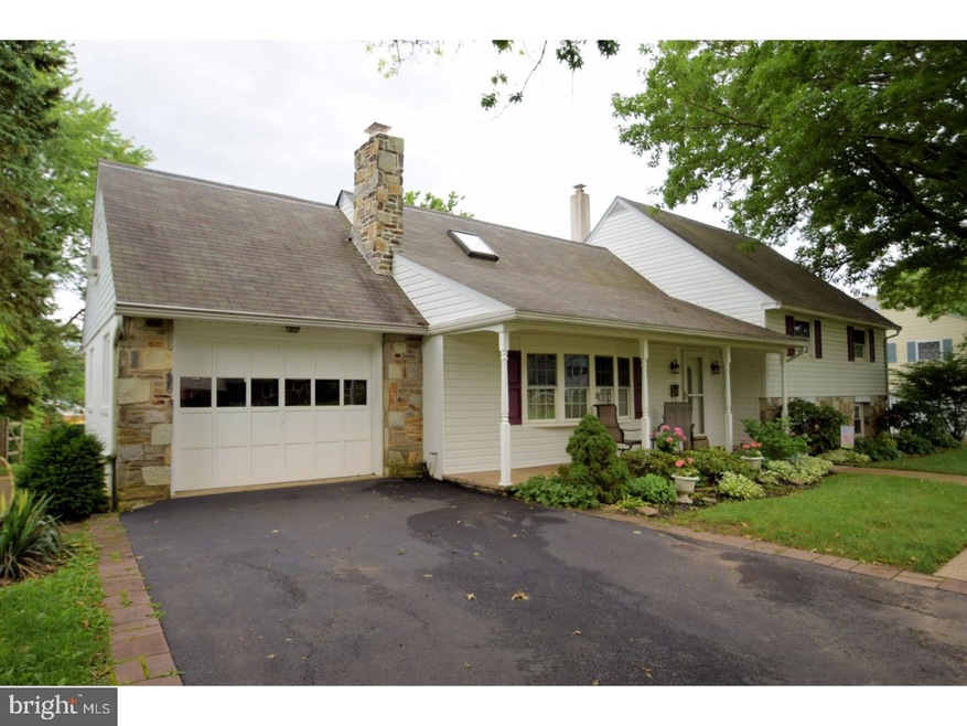 615 Knoll Dr, Lansdale, PA 19446 - photo 1