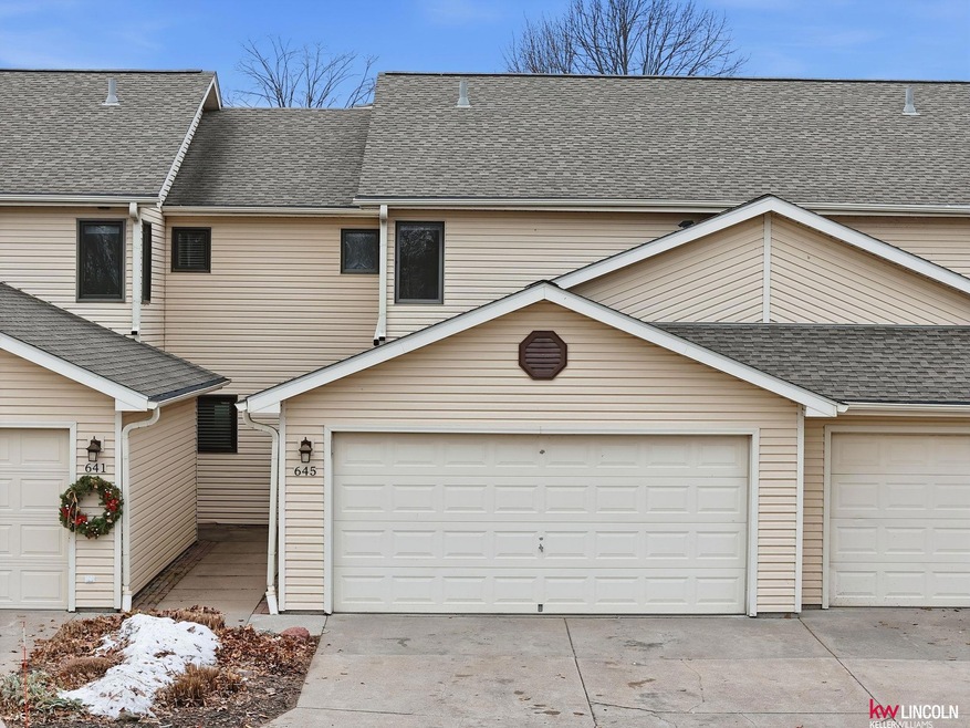 645 NW 20th St unit 43, Lincoln, NE 68528 - photo 1