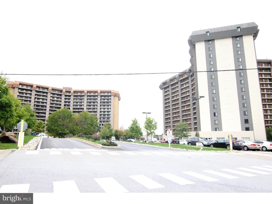 20830 Valley Forge Cir, King of Prussia, PA 19406 - photo 1