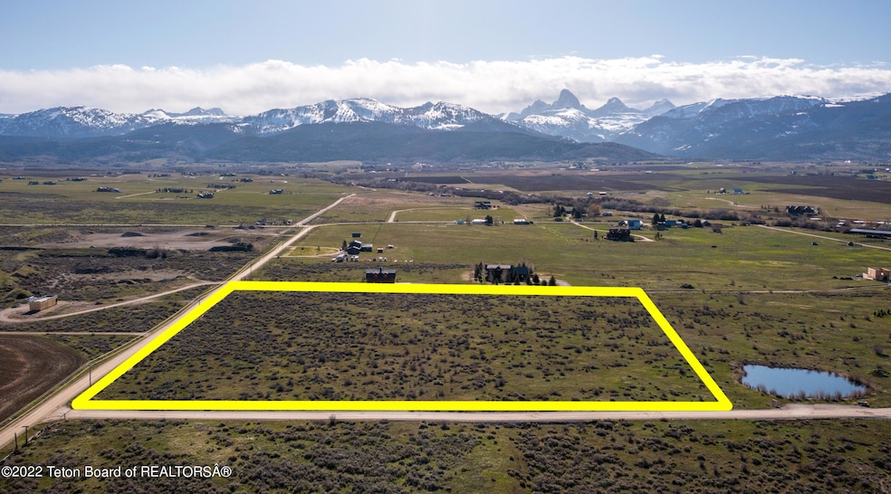 For Sale $995,000 • Co-Listing Agent
