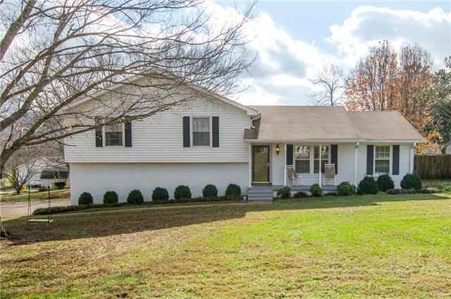 Welcome to 405 Moss Lane in Franklin