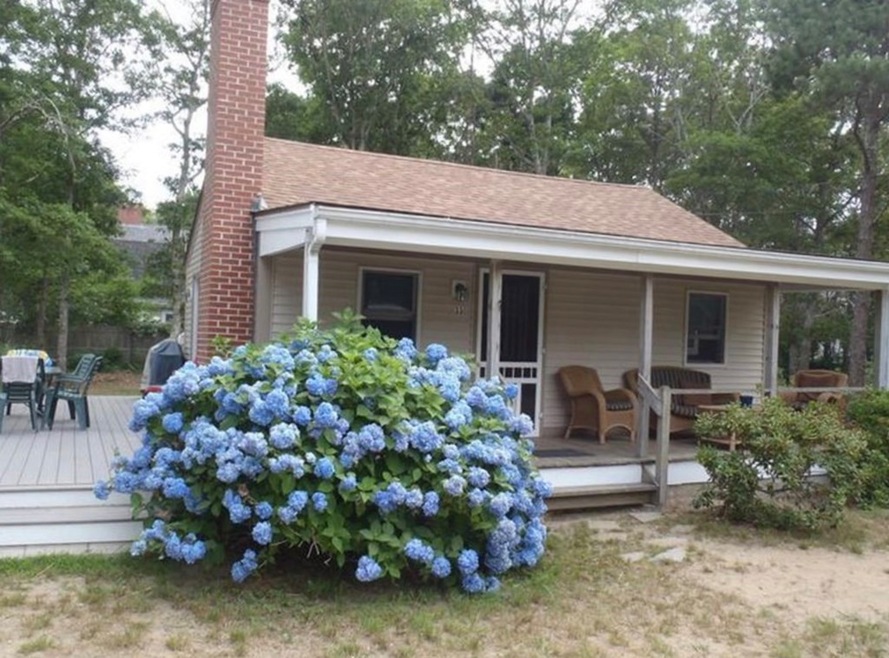 33 Pine Rock Rd, East Falmouth, MA 02536 - photo 1