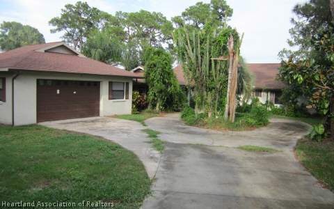 105 Harry Lee Rd, Lake Placid, FL 33852 - photo 1