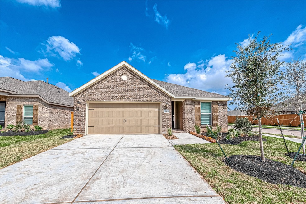 27102 Wandering Glen Ln, Katy, TX 77493 - photo 1