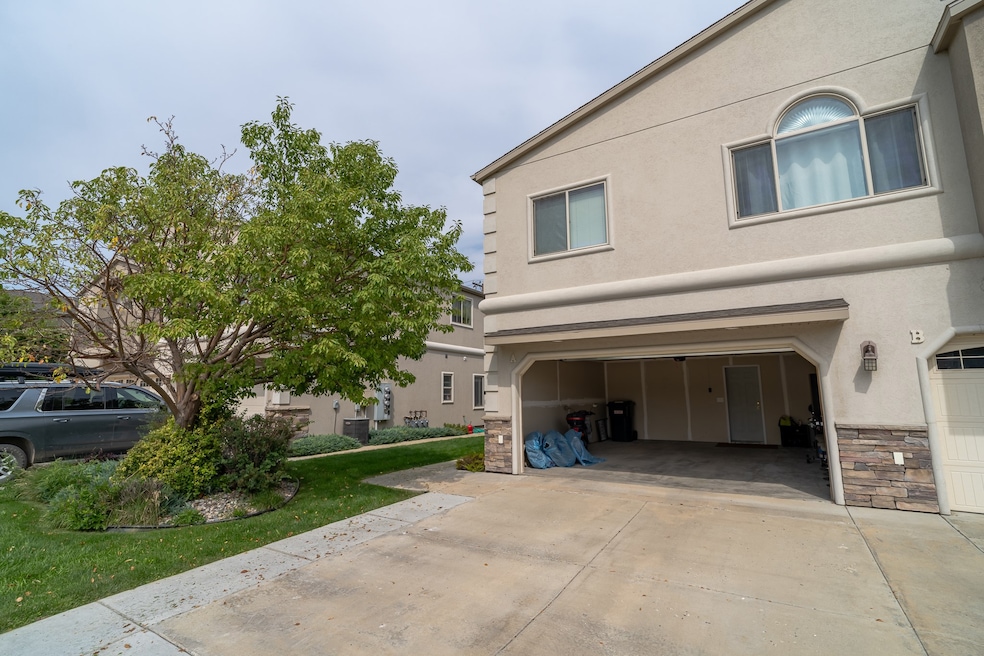 For Sale $410,990 • Co-Listing Agent