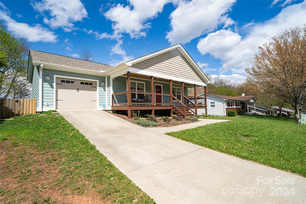 48 Tipperary Dr, Asheville, NC 28806 - photo 1