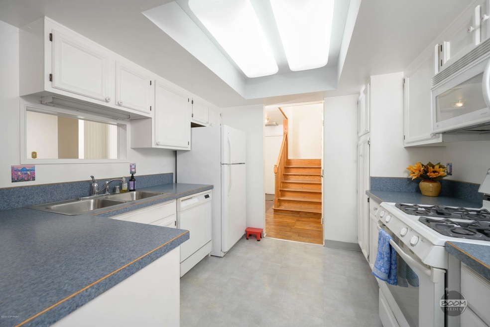 kitchen_Stairway