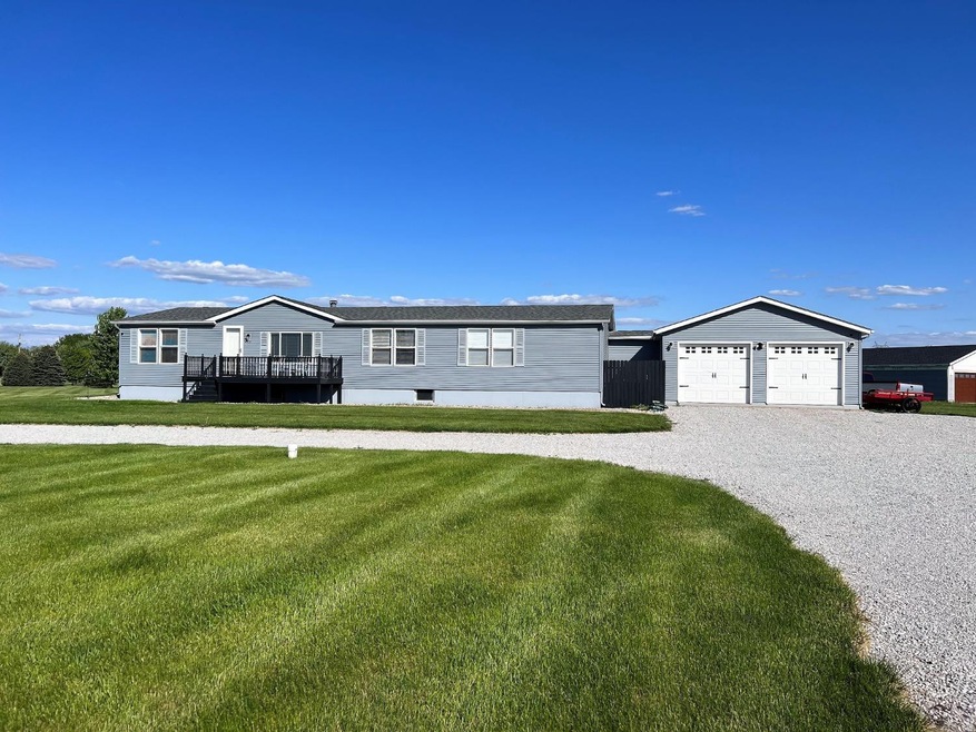 4517 S 200 E, La Porte, IN 46350 - photo 1