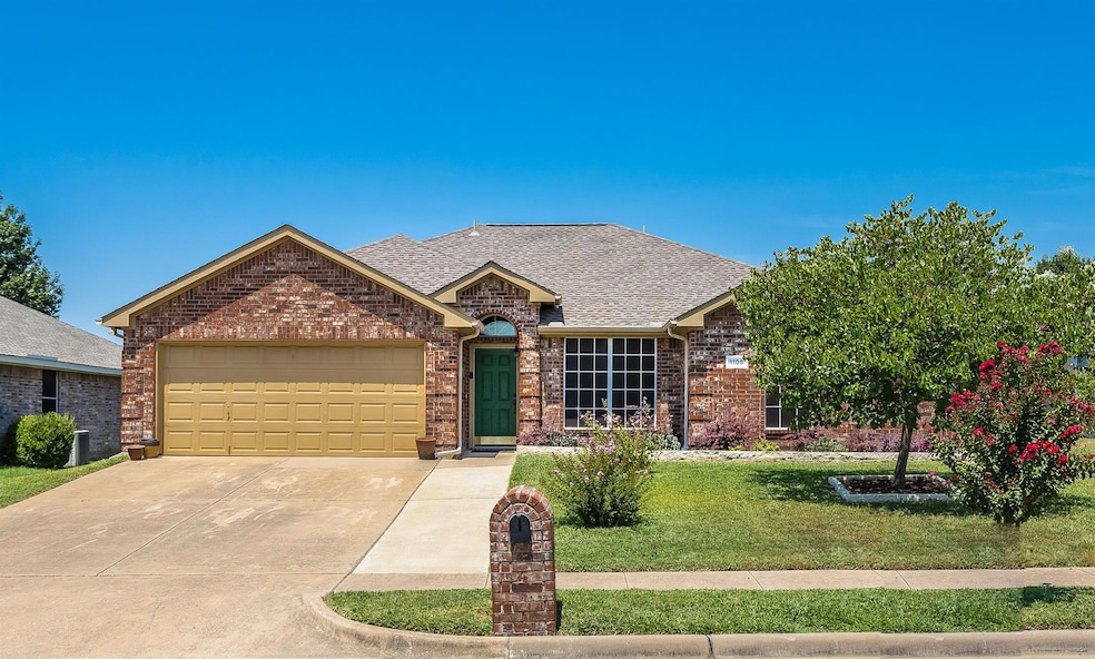 1108 Eagle Lake Ct, Wylie, TX 75098 - photo 1