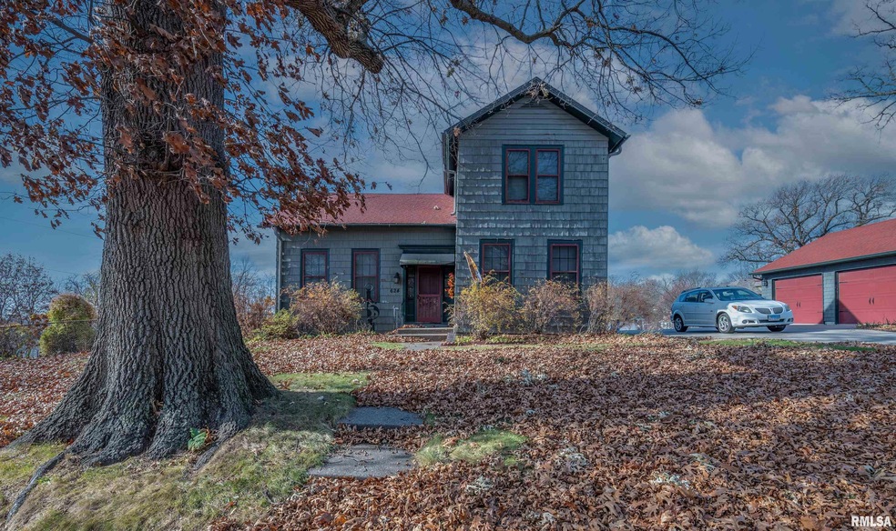 624 Western Ave, Davenport, IA 52803 - photo 1