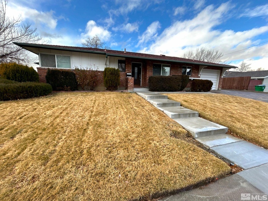 1010 Tyler Way, Sparks, NV 89431 - photo 1