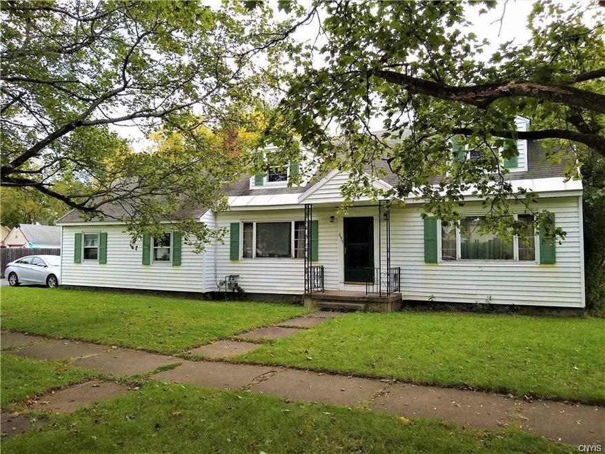 1135 Wetmore St, Utica, NY 13501 - photo 1