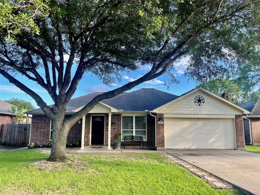 3064 County Road 855b, Alvin, TX 77511 - photo 1