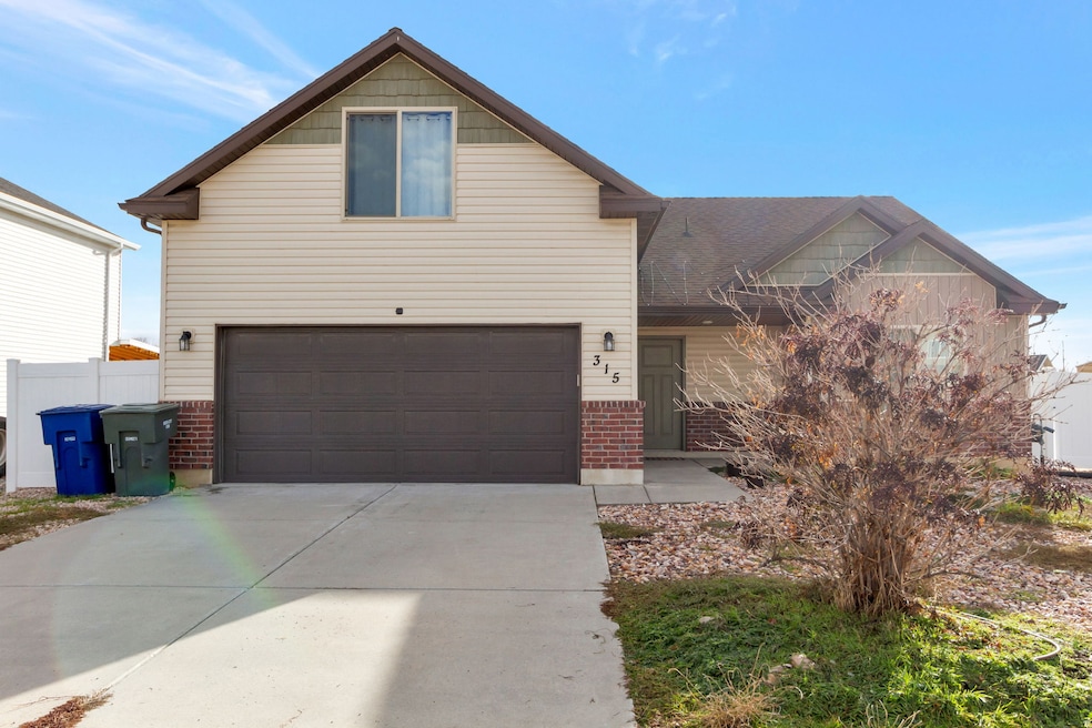 315 W Leann Way, Ogden, UT 84404 - photo 1