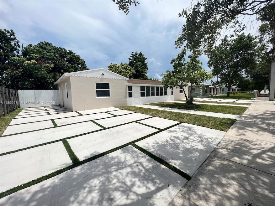 27 NE 5th Ave unit 29, Hialeah, FL 33010 - photo 1