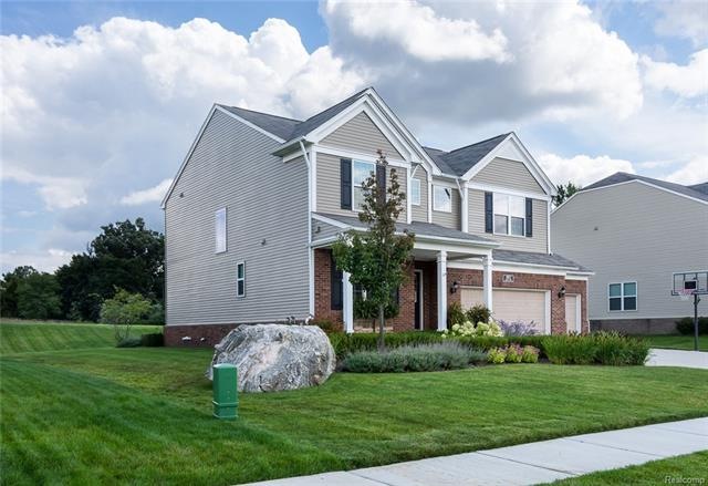 4953 Ventura Dr, Lake Orion, MI 48359 - photo 1