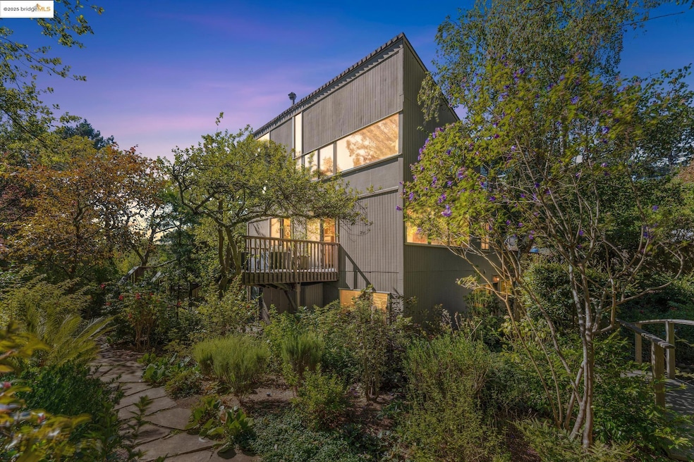 1540 Summit Rd, Berkeley, CA 94708 - photo 1