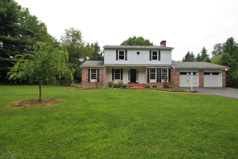 520 Naughright Rd, Long Valley, NJ 07853 - photo 1