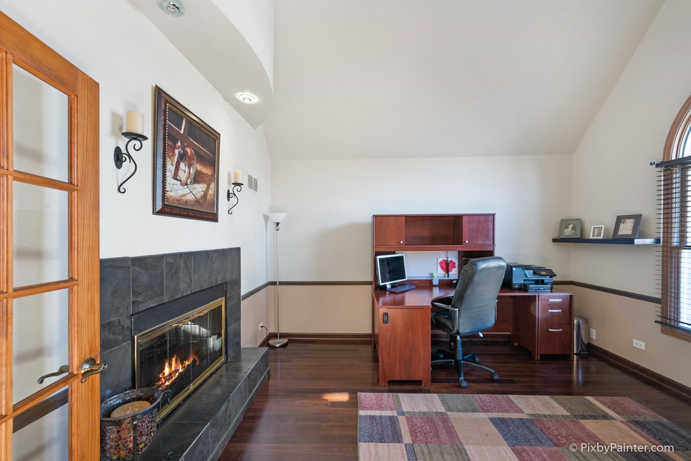 452 Bond Dr, Batavia, IL 60510 - photo 1