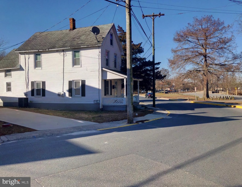 506 Cooper St, Laurel, DE 19956 - photo 1