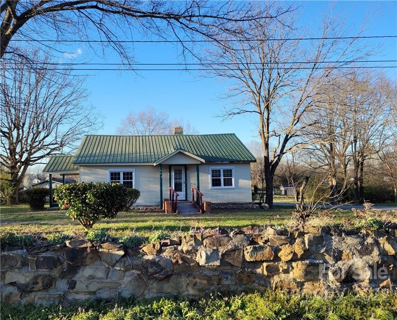 502 W Union St, Marshville, NC 28103 - photo 1