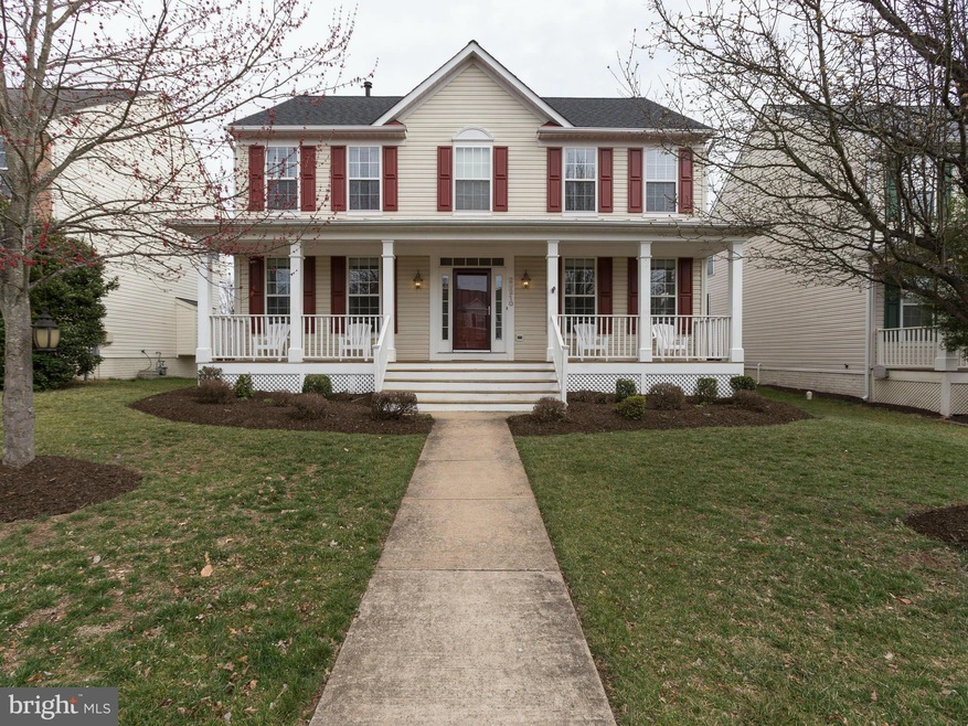 26210 Lands End Dr, Chantilly, VA 20152 - photo 1