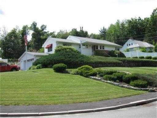 29 Lanesboro Rd, Worcester, MA 01606 - photo 1