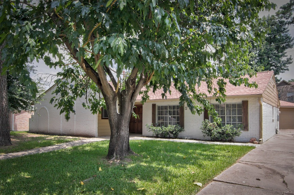 523 Cannon Ball Dr, Spring, TX 77380 - photo 1