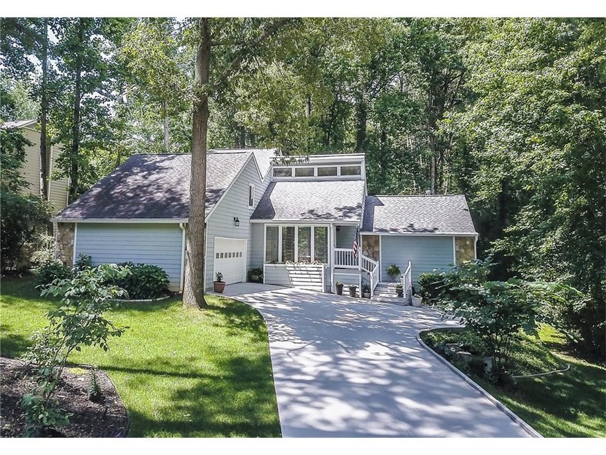 Beautiful home in Chimney Springs subdivision!