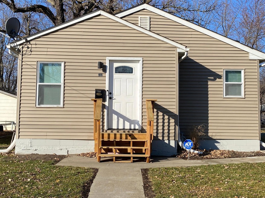 722 S 1st Ave, Albert Lea, MN 56007 - photo 1