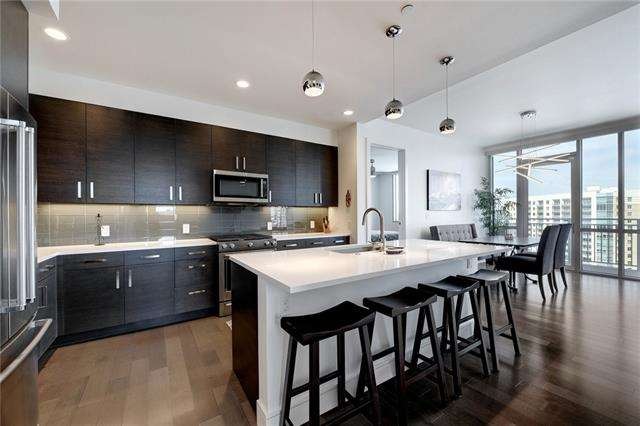 Corner Residence at Seaholm