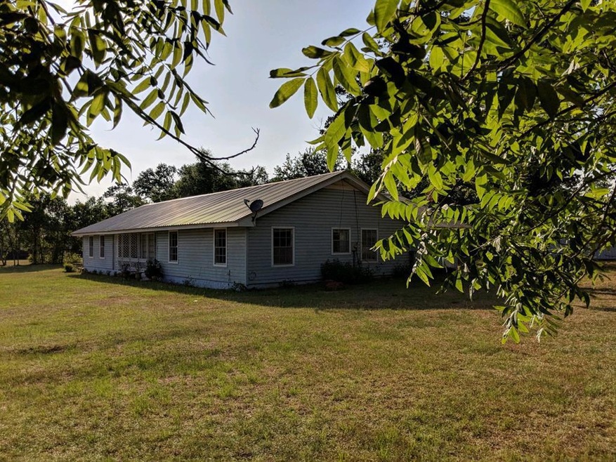 711 Oak Dr, Colquitt, GA 39837 - photo 1