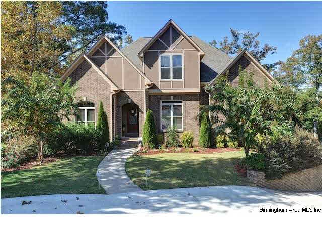 Beautiful brick home located on very private cul-d