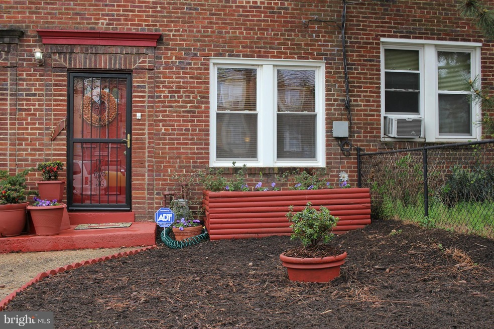 717 Kearny St NE, Washington, DC 20017 - photo 1