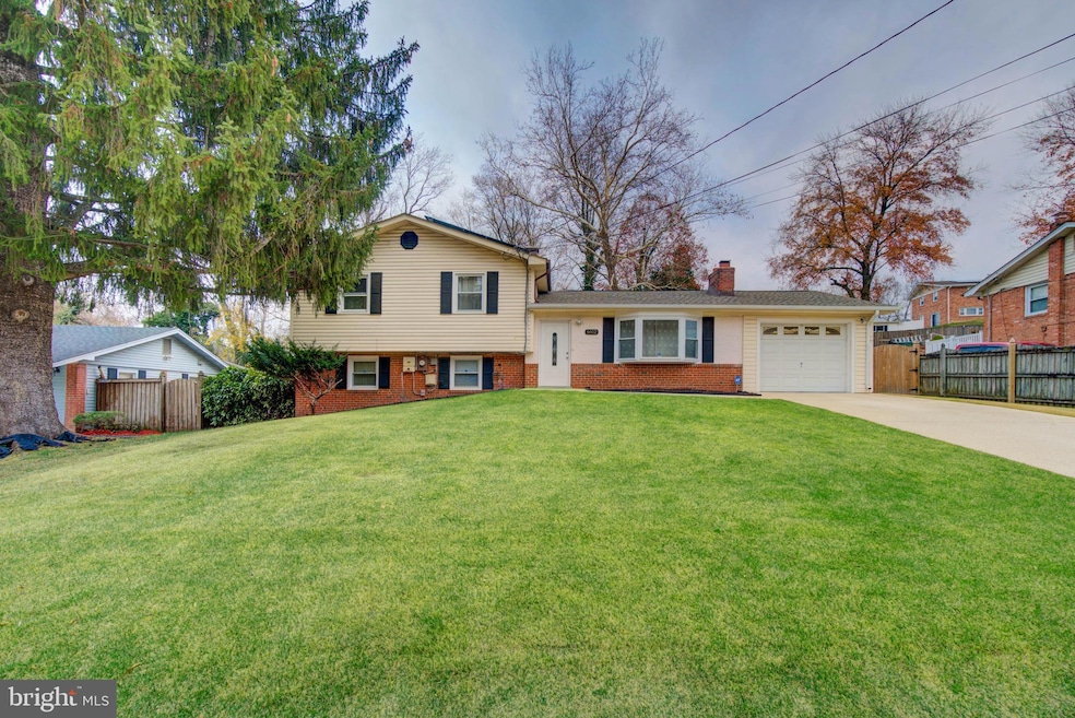 6602 Temple Hill Rd, Temple Hills, MD 20748 - photo 1