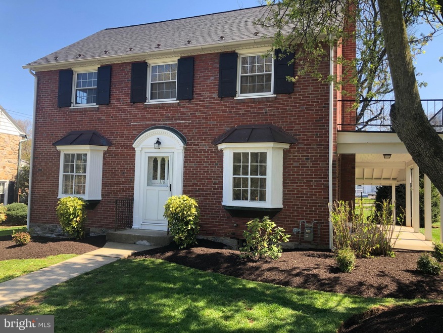 110 Maple Ave, Reading, PA 19607 - photo 1