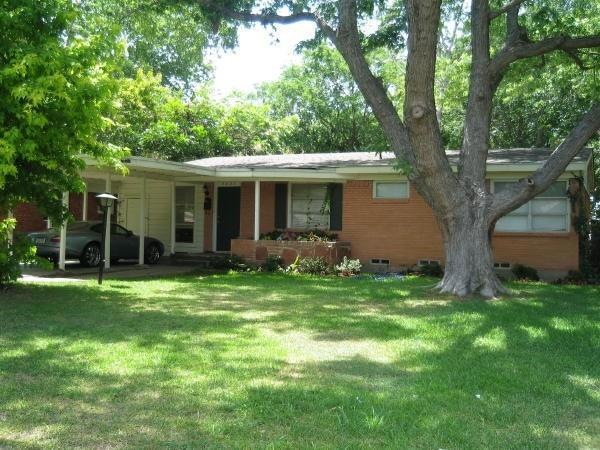 7227 Dalewood Ln, Dallas, TX 75214 - photo 1