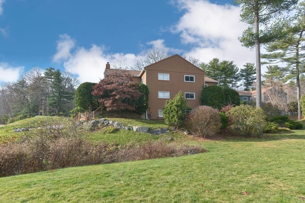 2 Loyalist Dr unit 2, Uxbridge, MA 01569 - photo 1