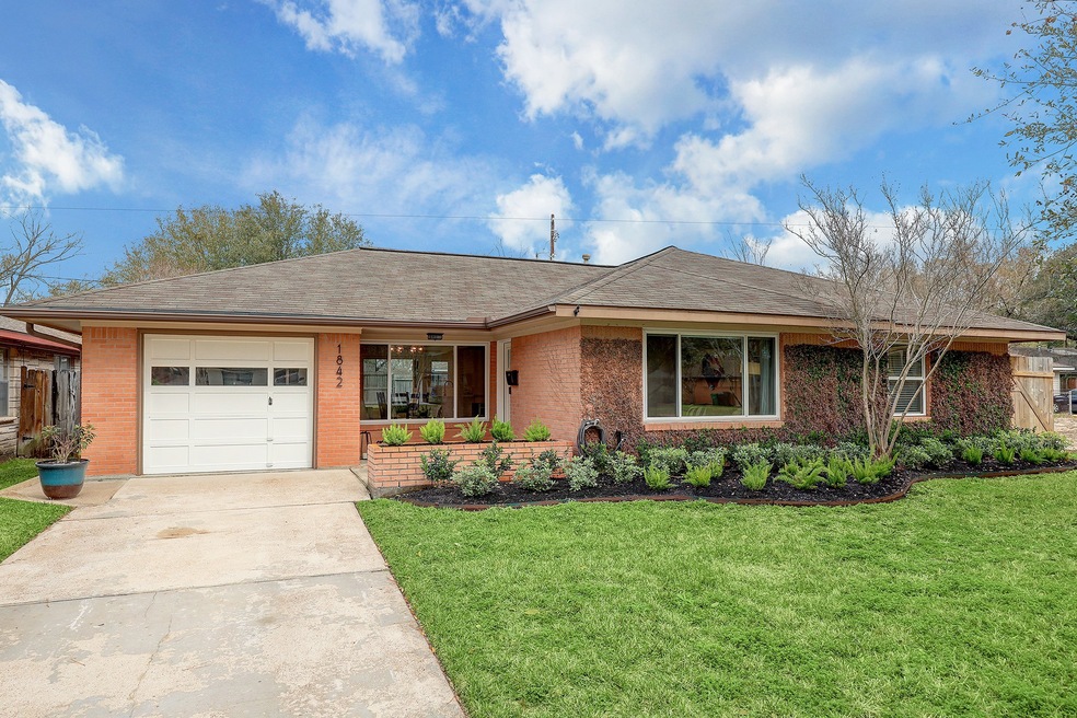 1842 Latexo Dr, Houston, TX 77018 - photo 1